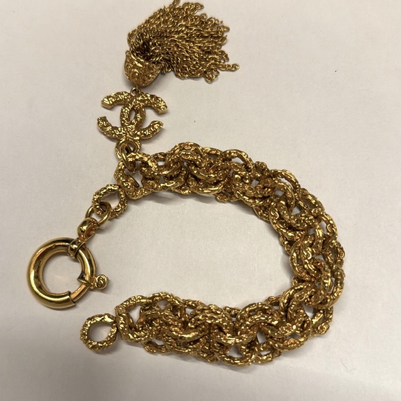 Chanel CC Lava 93A Tassel Textured Bracelet Gold tone - Picture 1 of 5